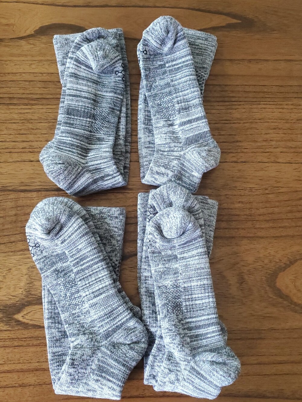 Tommie Copper Set Of 4 Unisex Compression Over The Calf Socks Gray Breathable